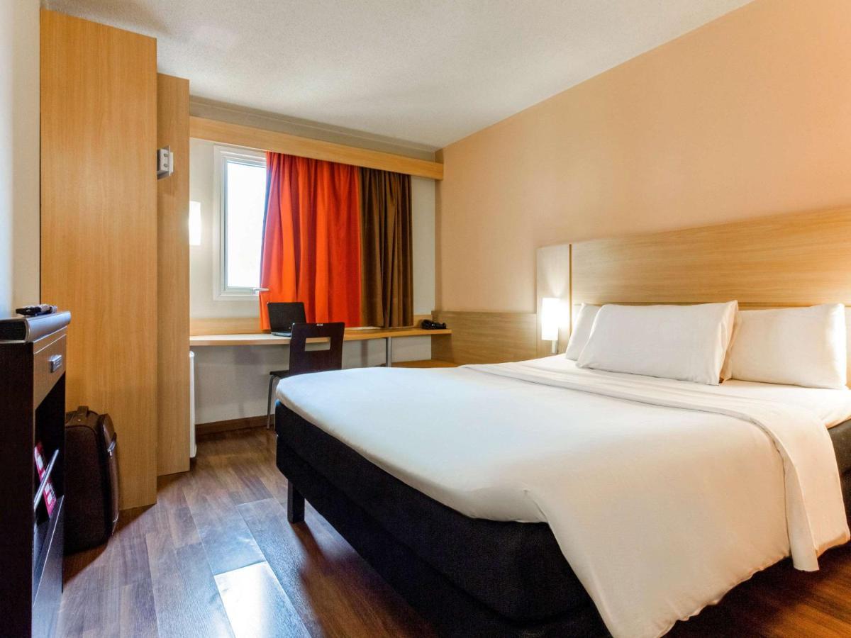 Hotel Ibis Toulouse Aeroport Blagnac Esterno foto