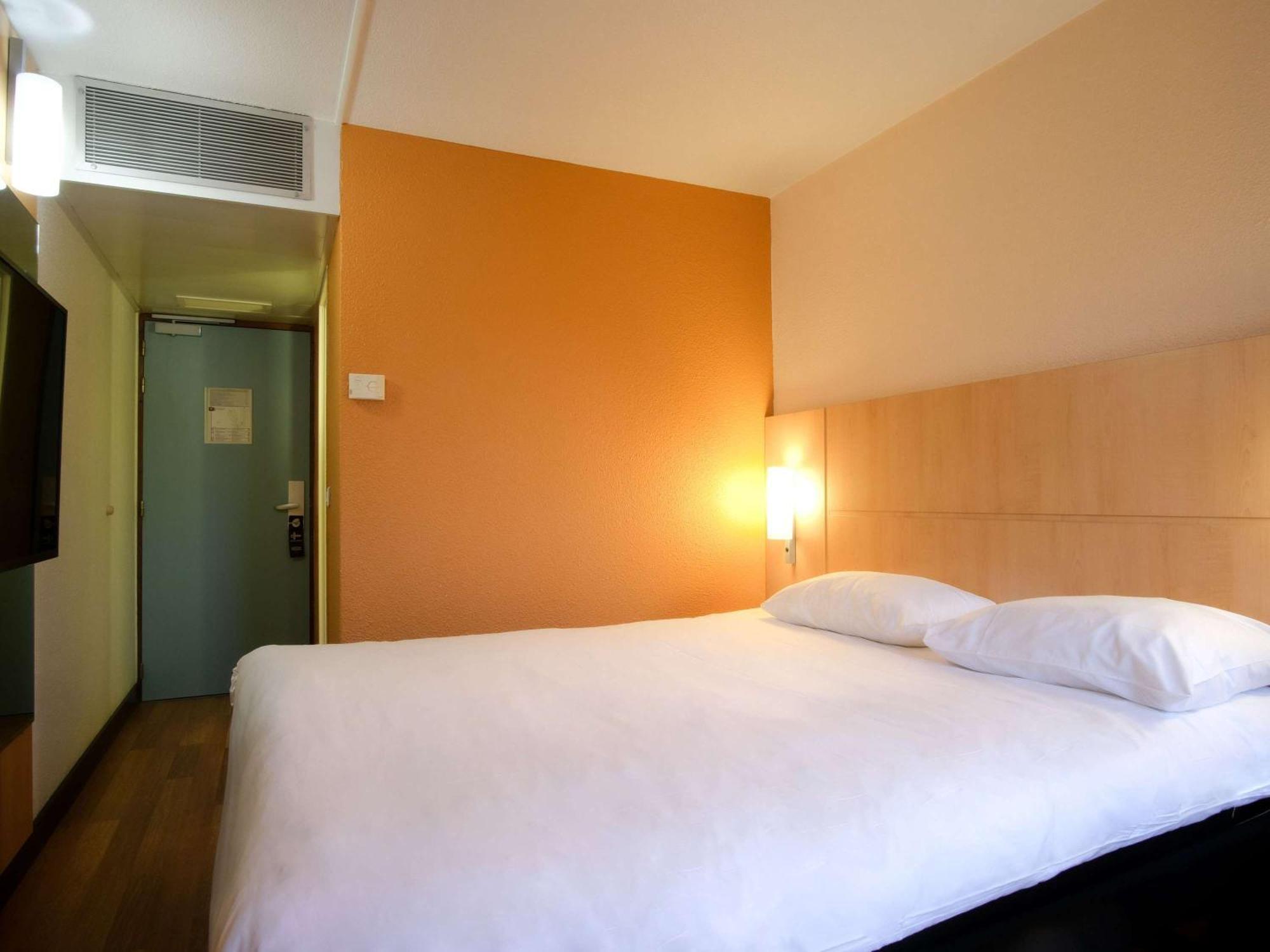 Hotel Ibis Toulouse Aeroport Blagnac Esterno foto