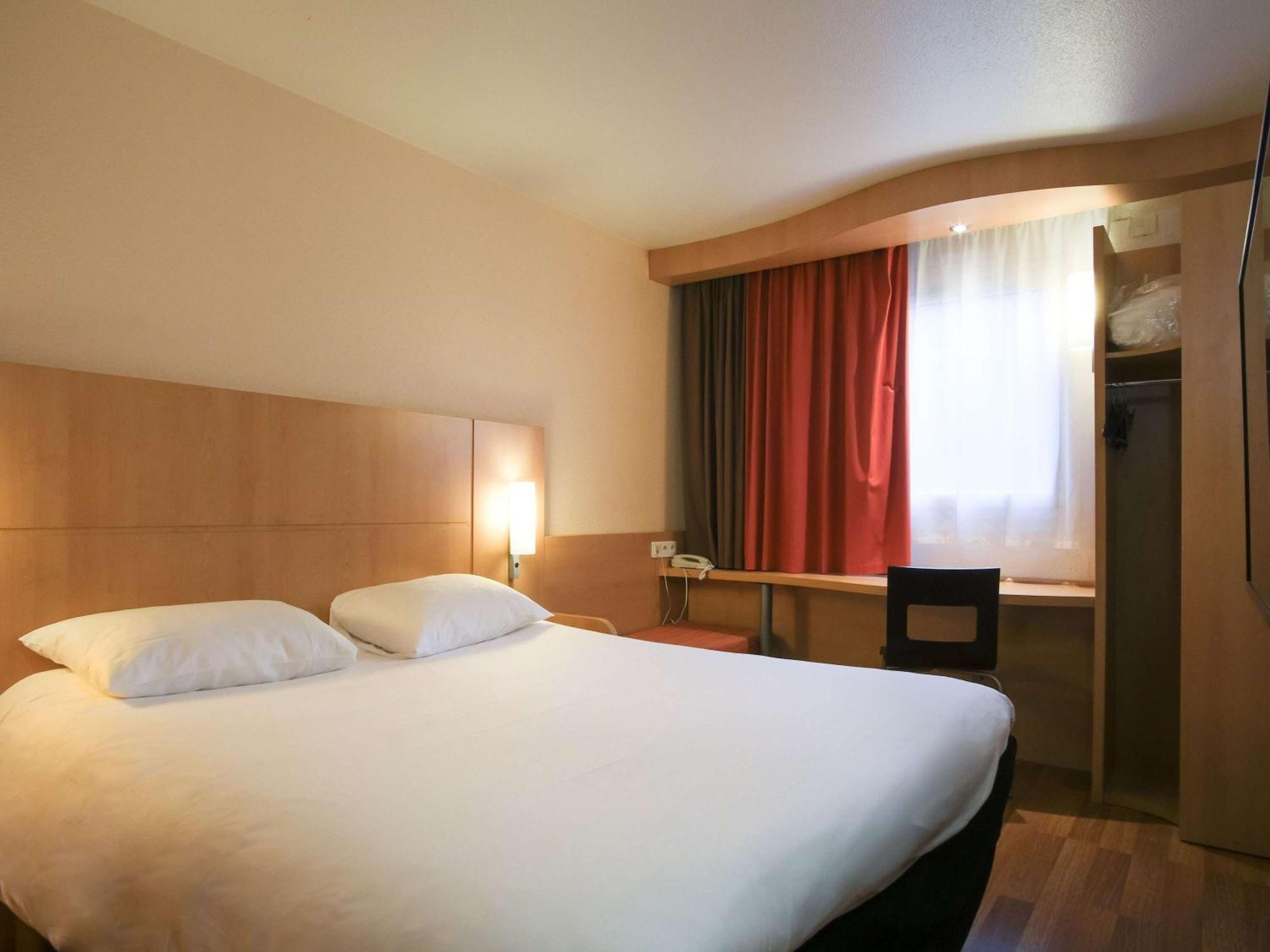 Hotel Ibis Toulouse Aeroport Blagnac Esterno foto