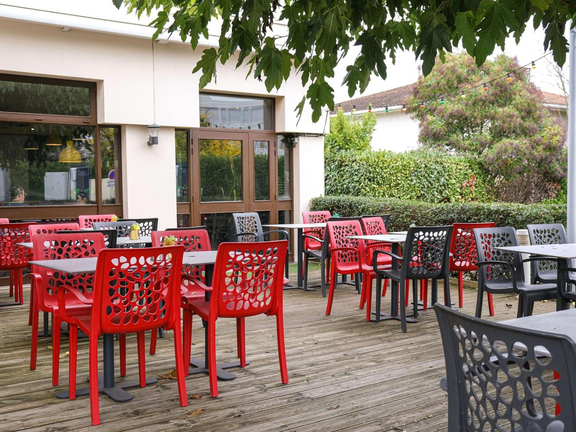 Hotel Ibis Toulouse Aeroport Blagnac Esterno foto